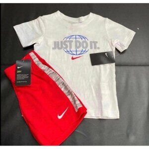 NWT Nike Athletic Set Boys Size 5